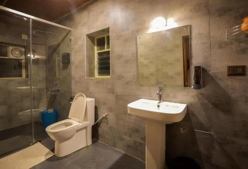 スリーベッドルーム　ヴィラ, The Estate Resort , Mangalore