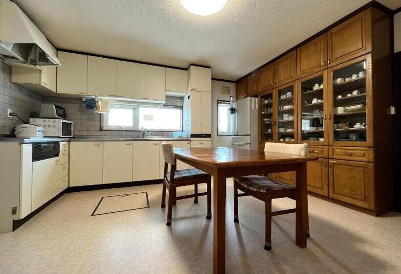 Casa 1 Dormitori, Blueberryhouse音威子府村