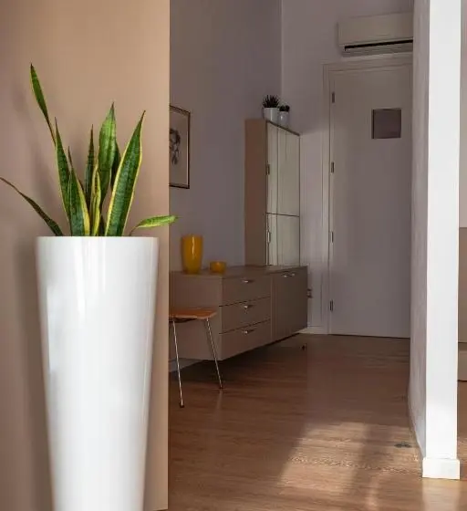 スタンダードスタジオ, Residence Regina Dei Prati