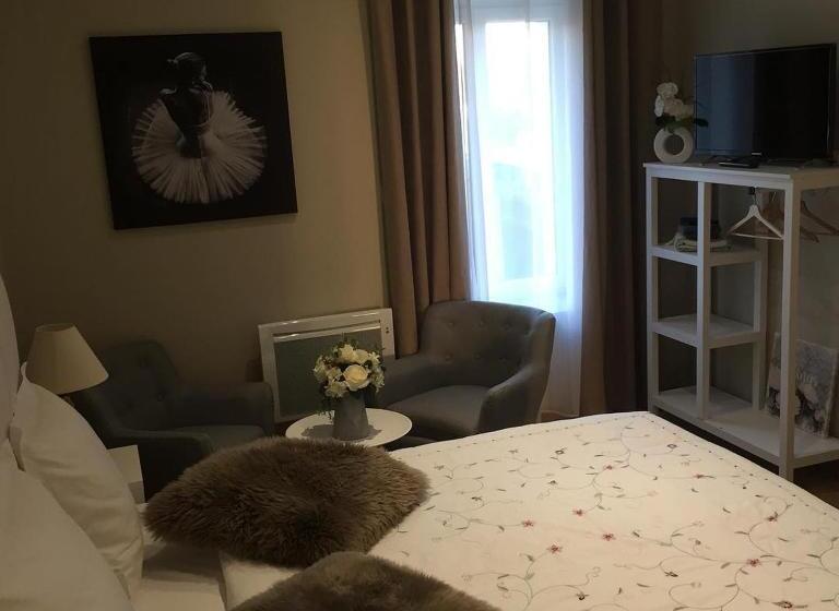 标准间, Bienvenue A La Campagne