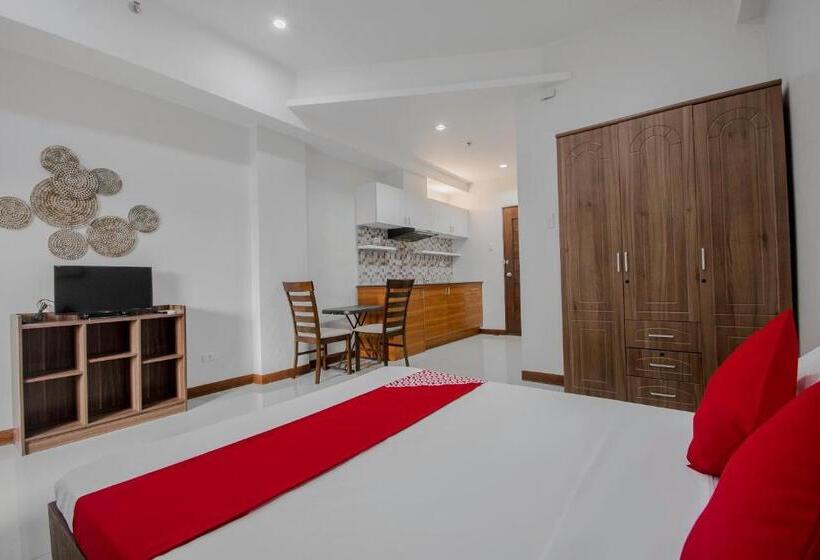 高级家庭房间, Cornerstone Manor Inn