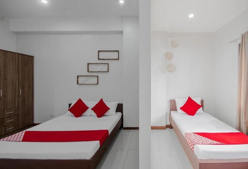 高级家庭房间, Cornerstone Manor Inn