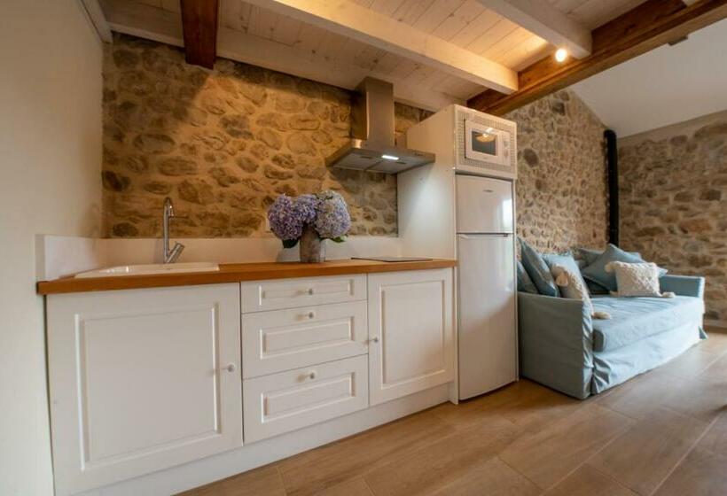 סטודיו משפחתי, Ecogranja Sierra Hermosa