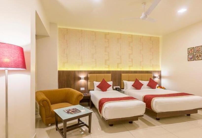 חדר דלוקס, Sai International