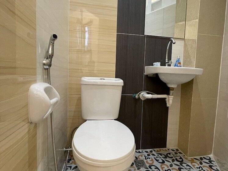 Номер Стандарт Индивидуальный, Vaccinated Staff  Oyo 685 K Fortune Apartelle