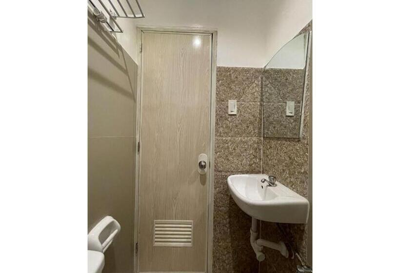디럭스 룸, Vaccinated Staff  Oyo 685 K Fortune Apartelle