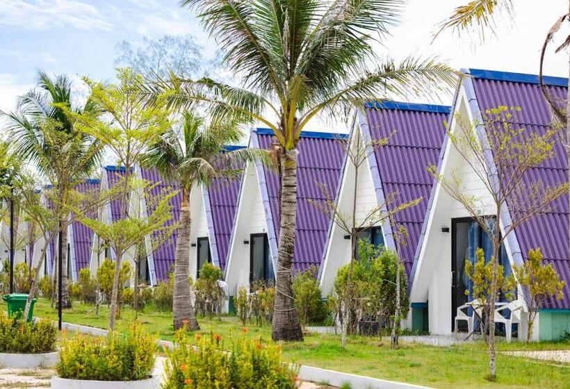 Bungalow Deluxe, Koh Sne Long Beach Resort