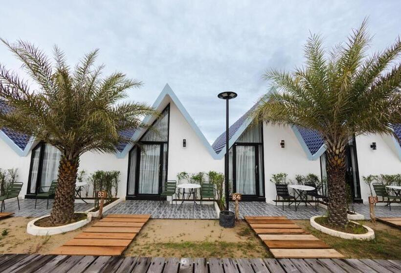 Bungalow Deluxe, Koh Sne Long Beach Resort