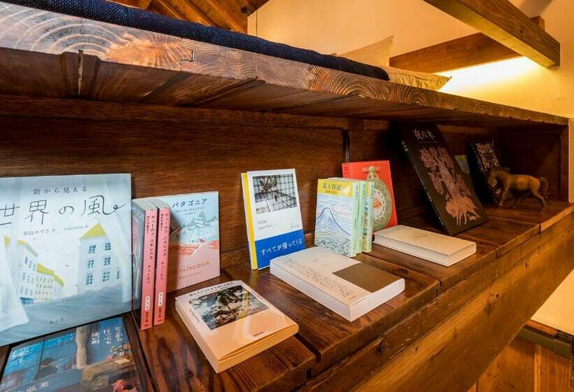 غرفة قياسية رباعية, The Bath & Bed Hayama