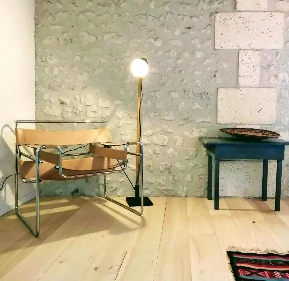 スタンダードトリプルルーム, La Grange De Lucie  Chambres D Hôtes En Périgord Dordogne