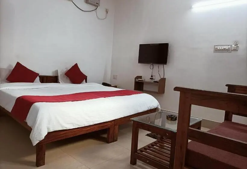 اتاق استاندارد سه نفره, Laxmi Narayan Residency