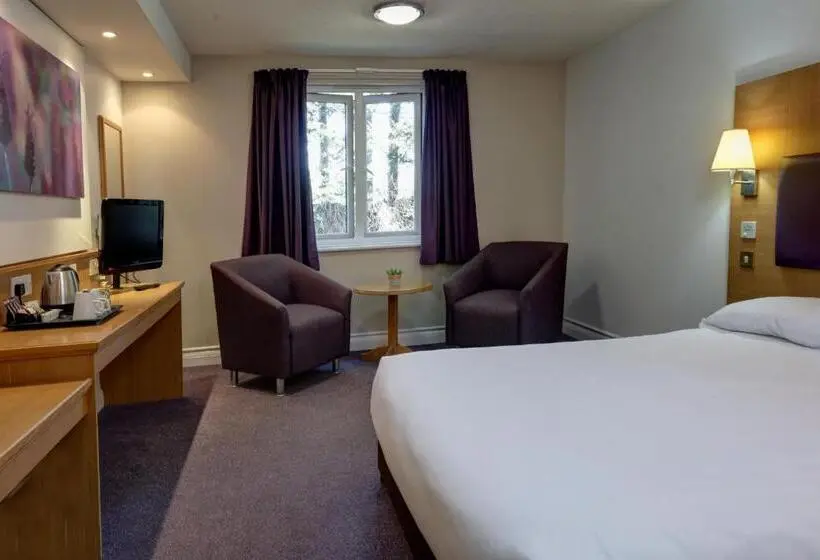 身障者適用スタンダードルーム, Orchid Epsom; Sure Hotel Collection By Best Western