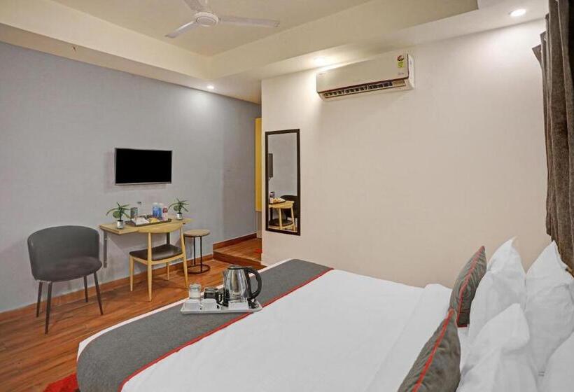 트리플 클래식 룸, Townhouse 587 Sec 19