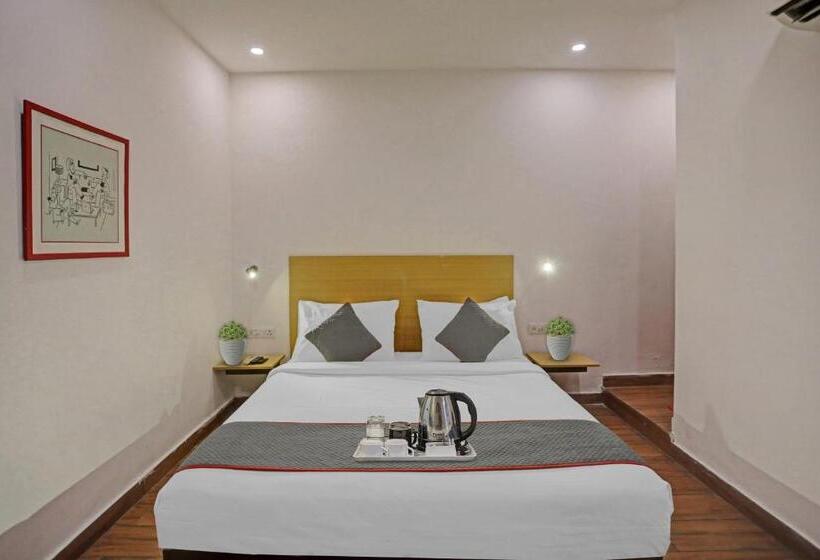 트리플 클래식 룸, Townhouse 587 Sec 19