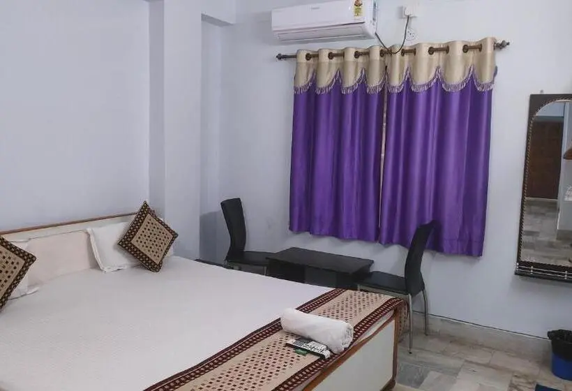 Deluxe Room, Aditya Palace