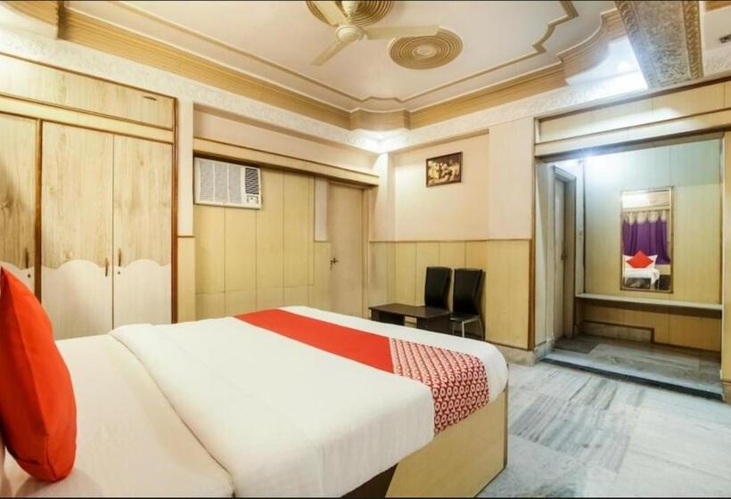 חדר דלוקס, Aditya Palace