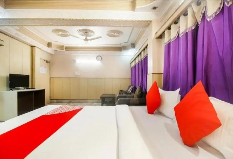 Deluxe Room, Aditya Palace