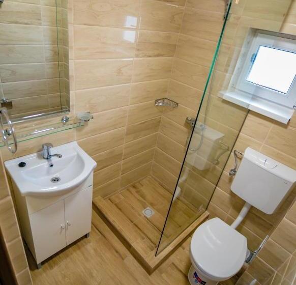 غرفة قياسية, Casa Ypu