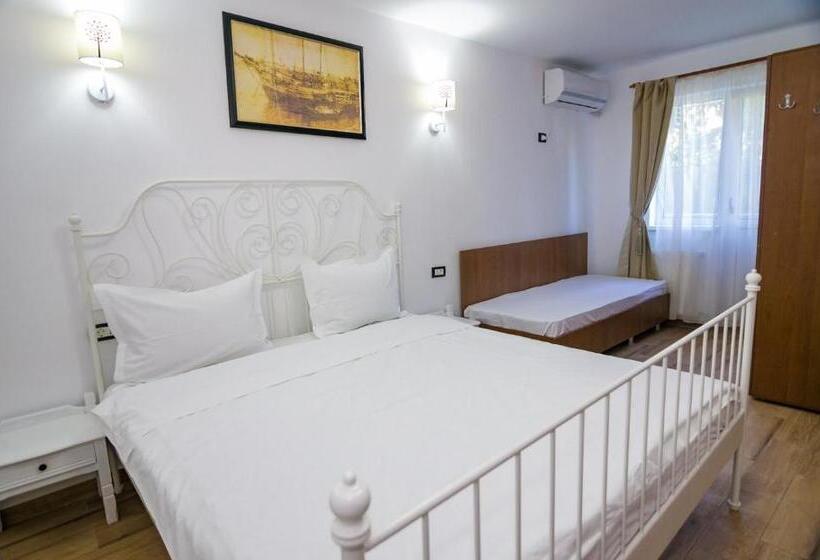 غرفة قياسية ثلاثية, Casa Ypu