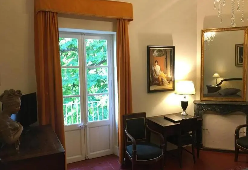 テラス付きスタンダードルーム, Domaine De Saint Charles