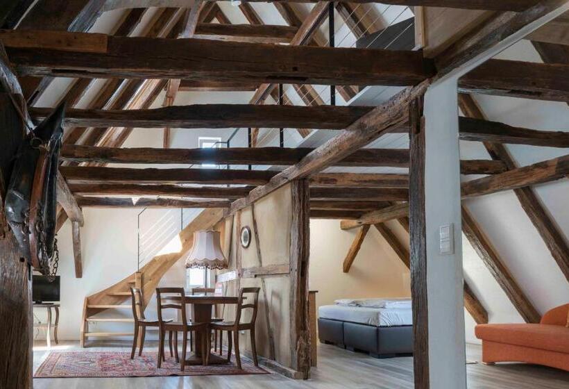 Семейный Номер, Pension Pauserei