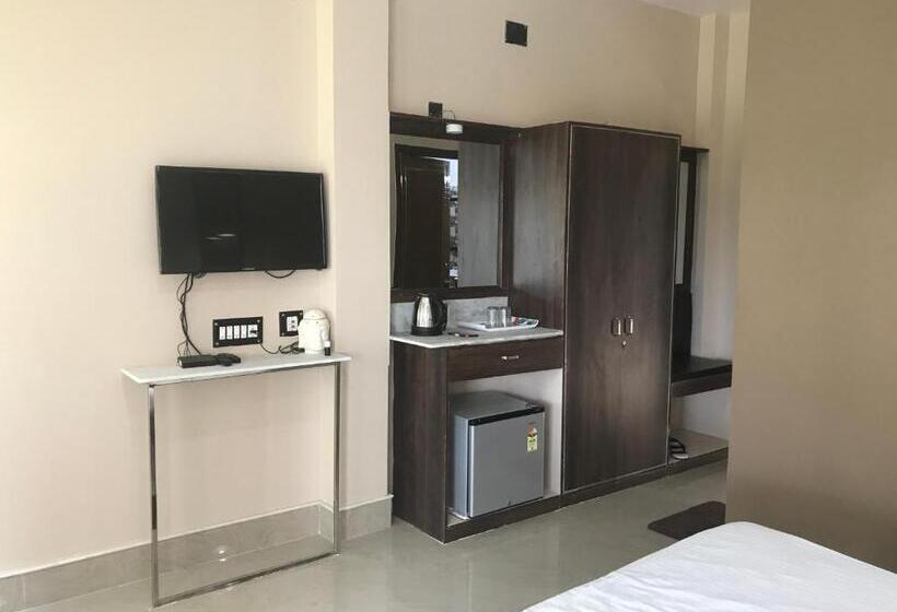 חדר דלוקס, Samriddhi Banquet Garden & Resorts