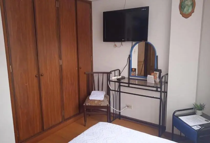 اتاق لوکس یک تخته, Habitaciones C&s Bogotá