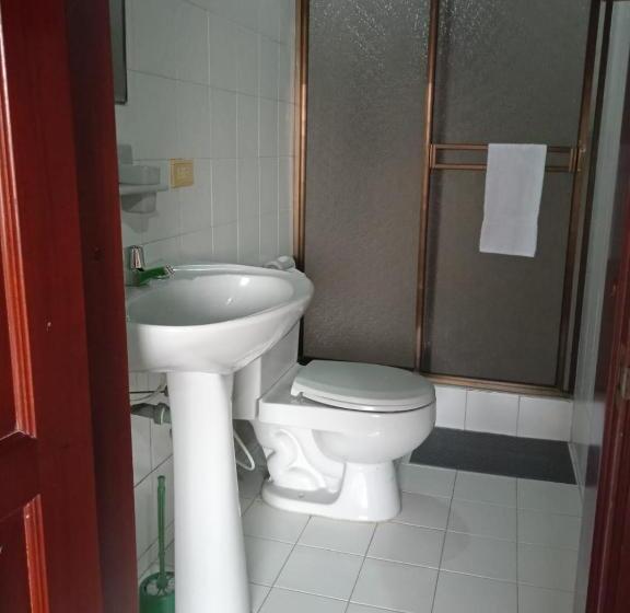 Семейный Номер Superior, Habitaciones C&s Bogotá