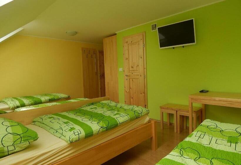 اتاق استاندارد چهار تخته, Guest House Pr Ambružarju & Apartments