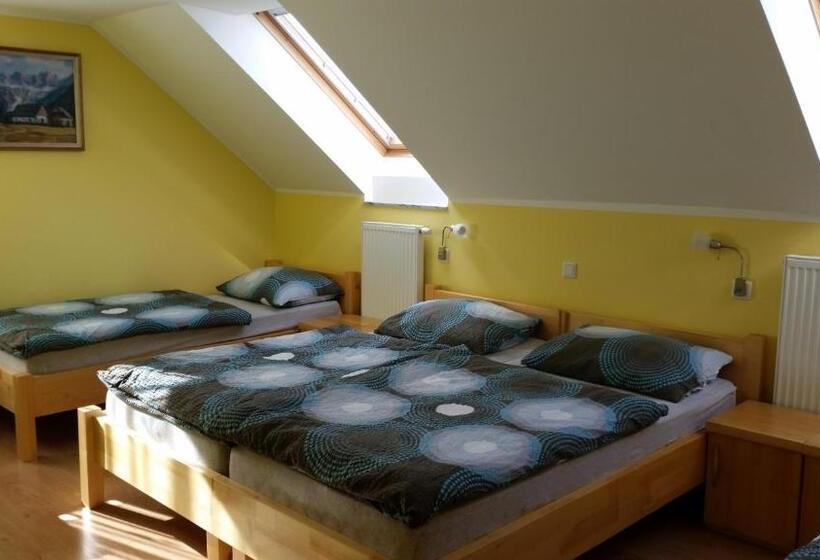 اتاق استاندارد چهار تخته, Guest House Pr Ambružarju & Apartments