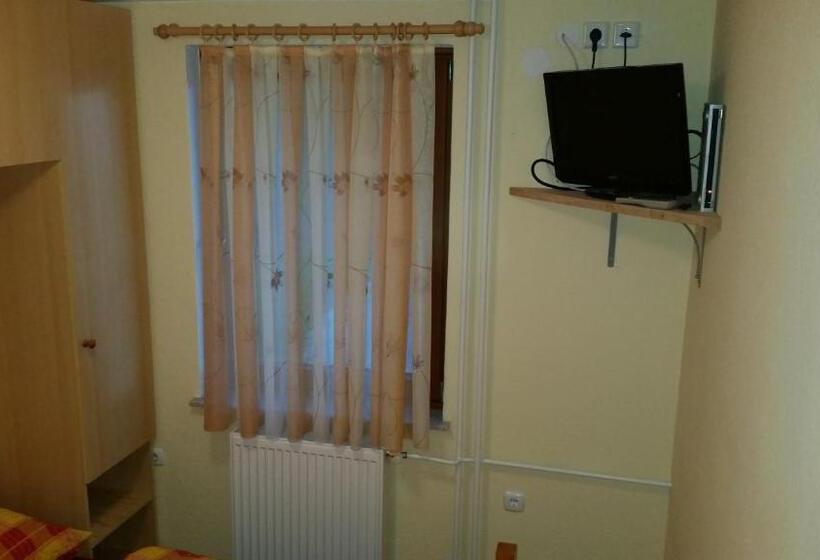 اتاق عادی, Guest House Pr Ambružarju & Apartments