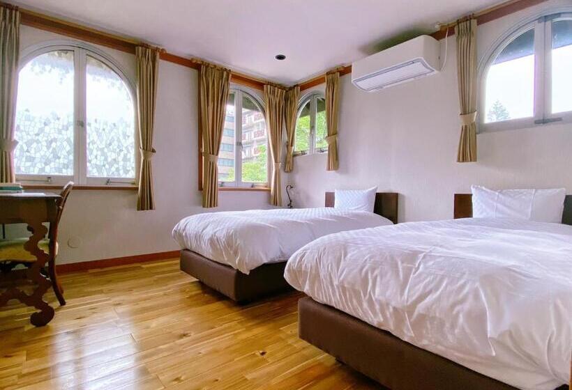 ファミリールーム, Lodge Atelier