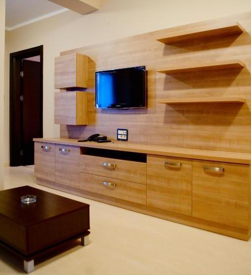 2 Bedroom Apartment Side Sea View, Vila V Lux Apartments