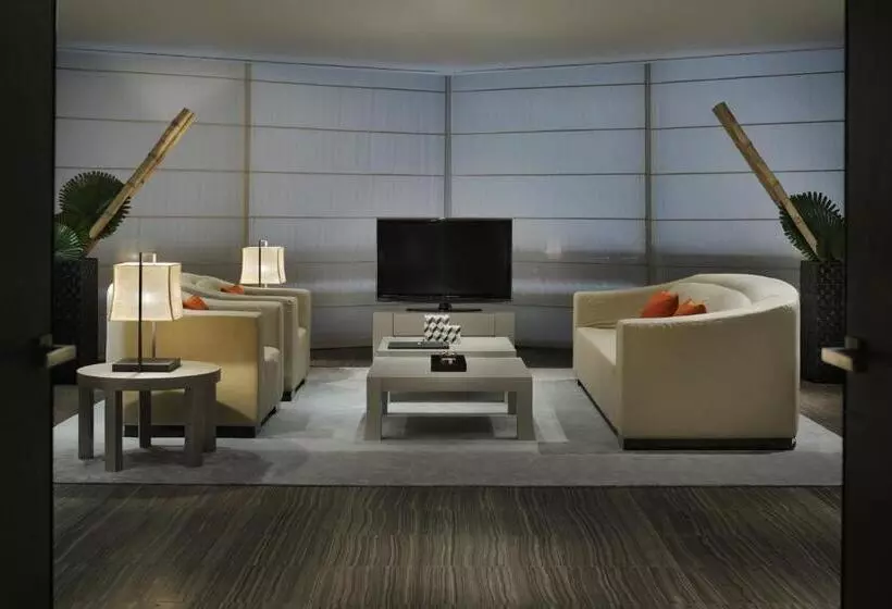 سوییت, Armani Hotel Dubai, Burj Khalifa