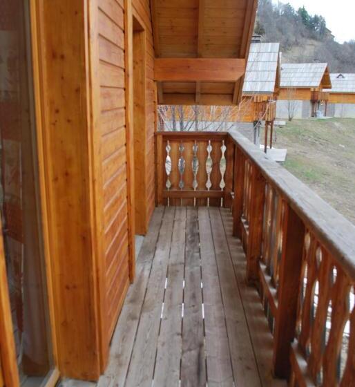 샬레, Chalets De Praroustan By Actisource