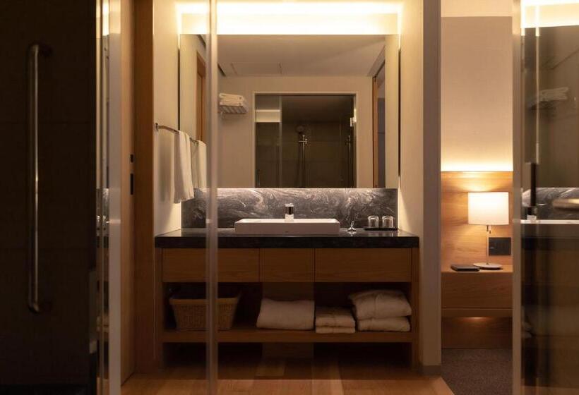 סוויטה, Authent Hotel Otaru