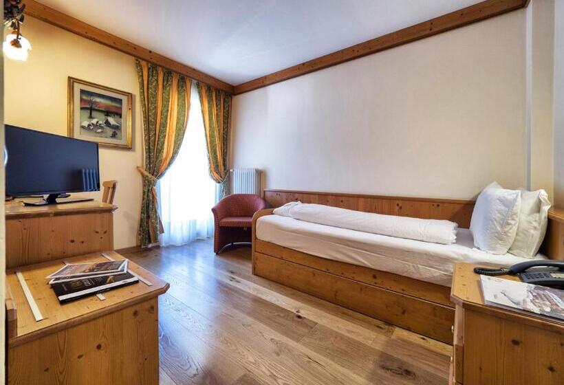 标准单人间, Bertelli