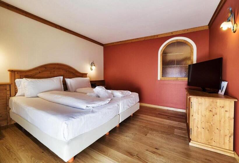 小型套房, Bertelli