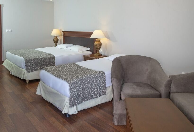ファミリールーム, Bodrum Holiday Resort & Spa