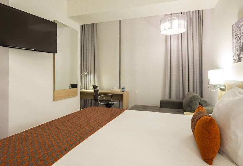 اتاق استاندارد با تخت بزرگ, Camino Real Puebla Angelopolis