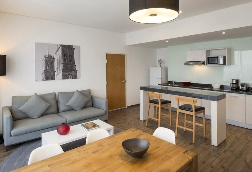 سوییت, Camino Real Puebla Angelopolis