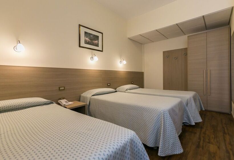 Standaard Driepersoonskamer, Casa Del Pellegrino