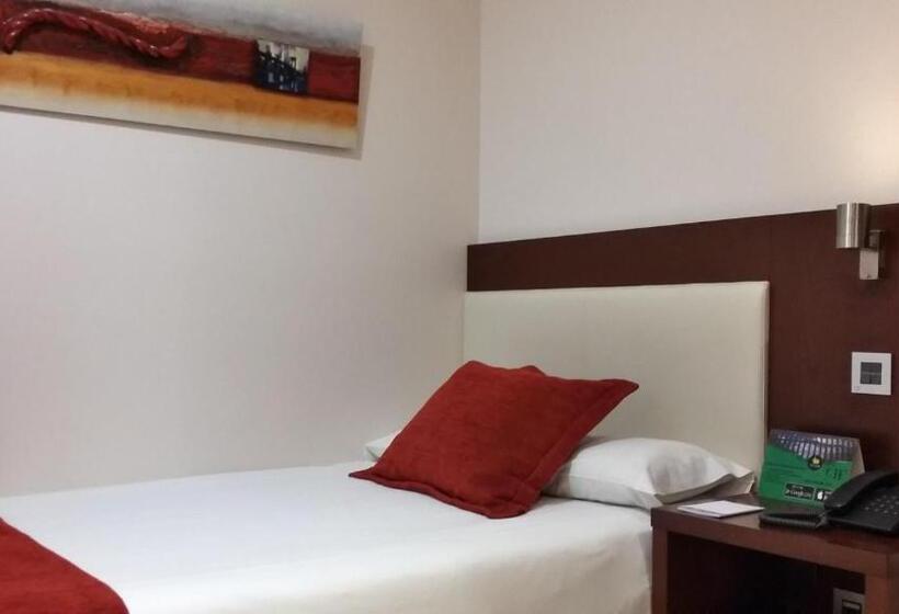 اتاق استاندارد یک نفره, Don Felipe