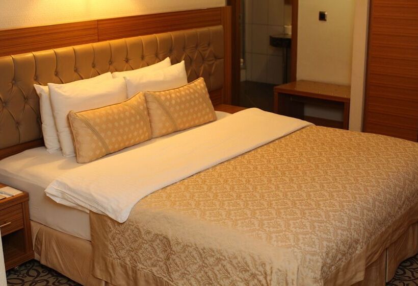 اتاق استاندارد, Emir Royal