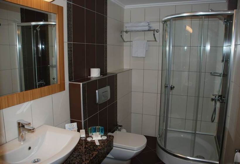 سوییت, Emir Royal