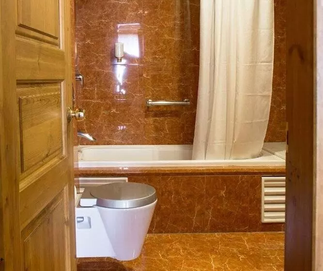 سوییت خانوادگی, Kyveli Suites
