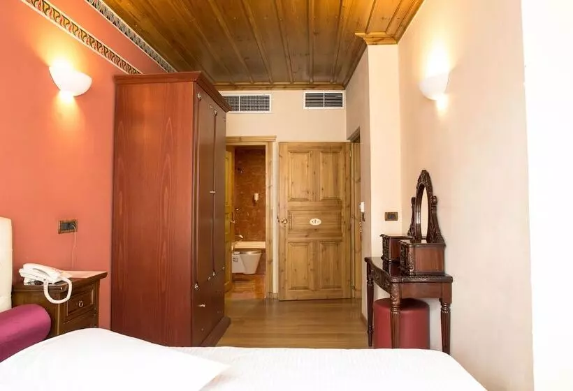 سوییت خانوادگی, Kyveli Suites