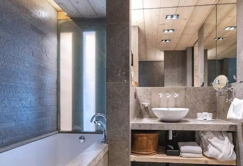 Classic-huone, L Alpaga, A Beaumier