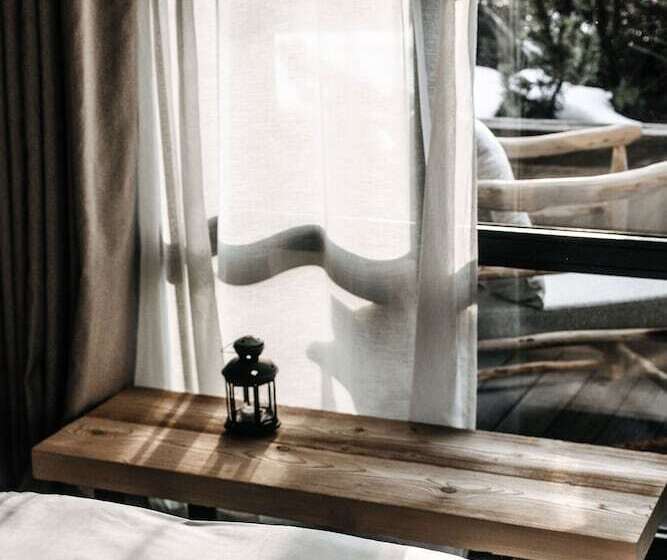 クラシックルーム, L Alpaga, A Beaumier