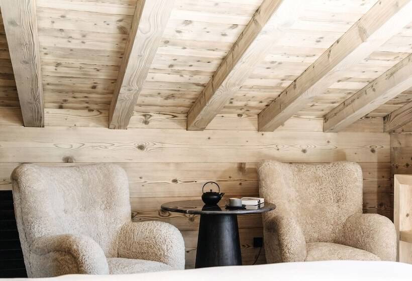 デラックスルーム, L Alpaga, A Beaumier